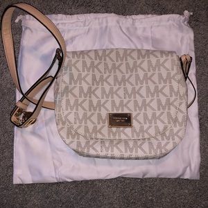 Michael Kors Crossbody Bag